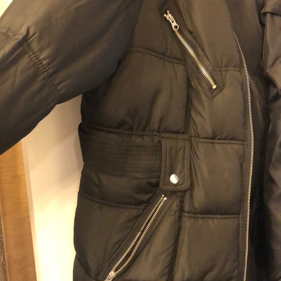 Black puffer coat - Picture 2 of 4